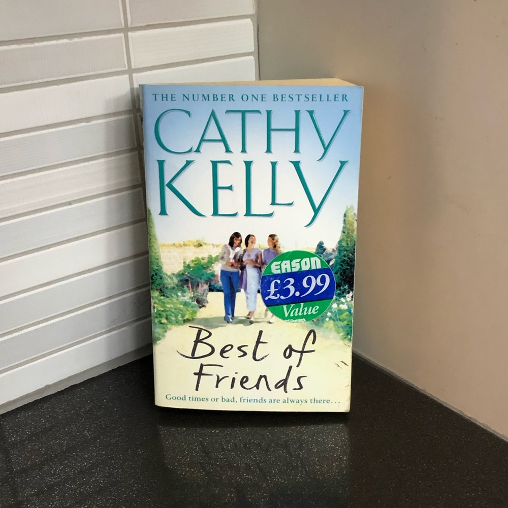 Best of Friends by Cathy Kelly paperback